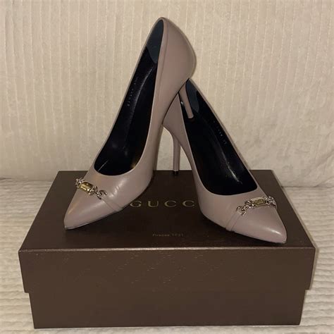 gucci leather nameplate pump|Gucci kitten heels.